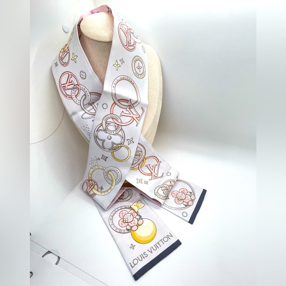 Pristine Louis Vuitton Vivienne and Beyond Bandeau - Picture 1 of 14